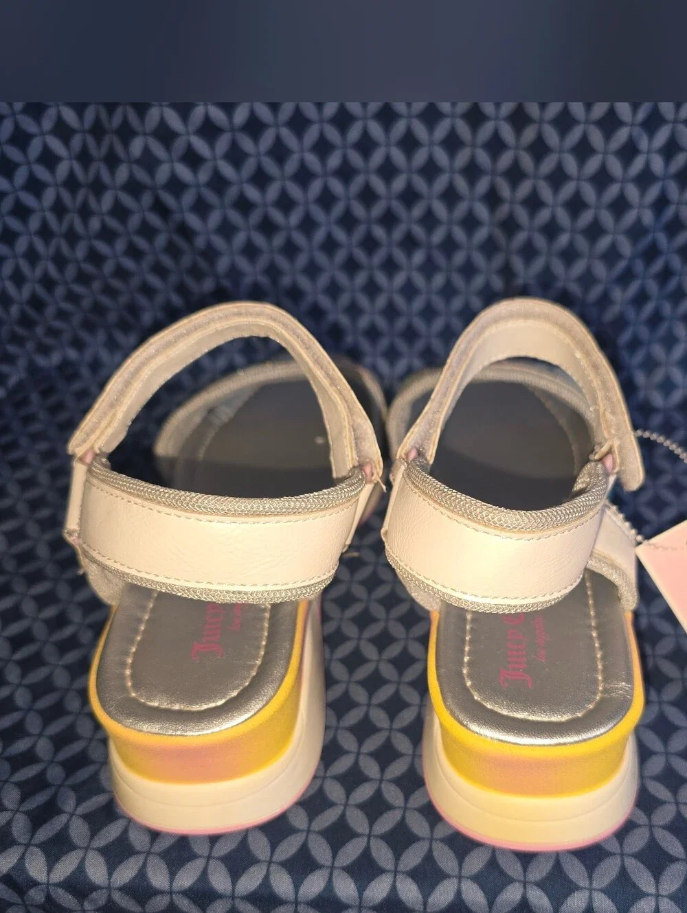 NWT.. Juicy Couture Girls White Sandals with Rainbow JUICY Logo and Trim. Size 5